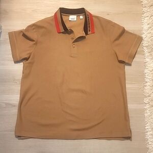 Like new Burberry polo shirt